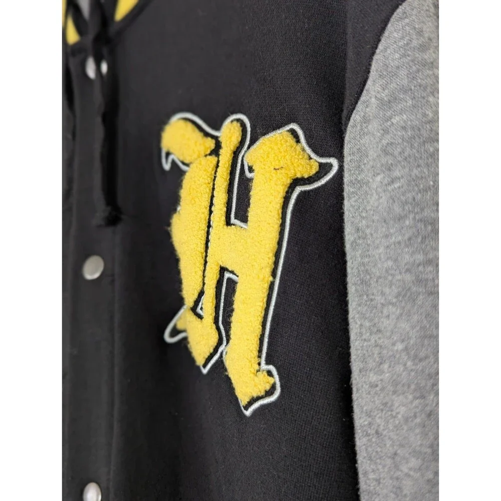 Harry Potter Hufflepuff Varsity Jacket Unisex Small Hooded Black Yellow Pockets